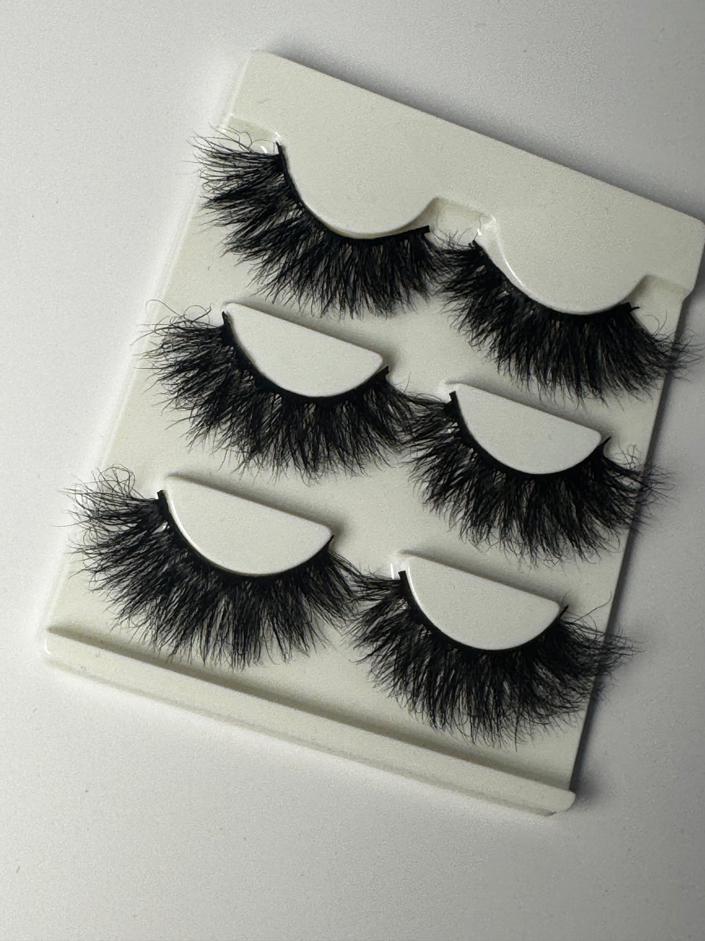 Aaliyah Strip Eyelash Extensions