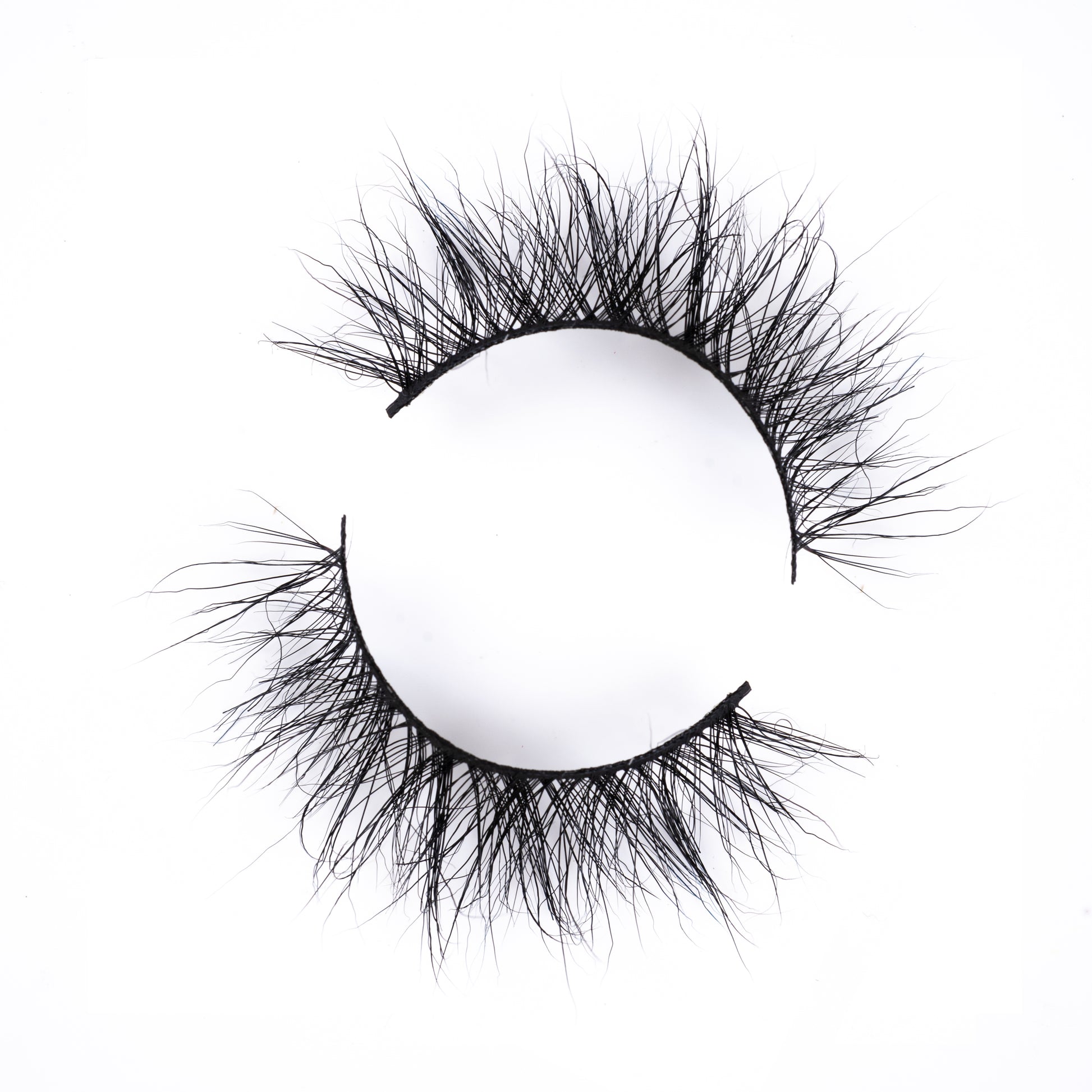strip eyelash extensions