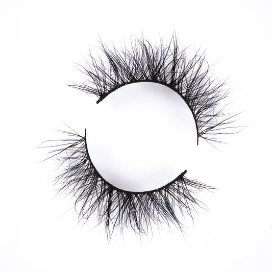 strip eyelash extensions
