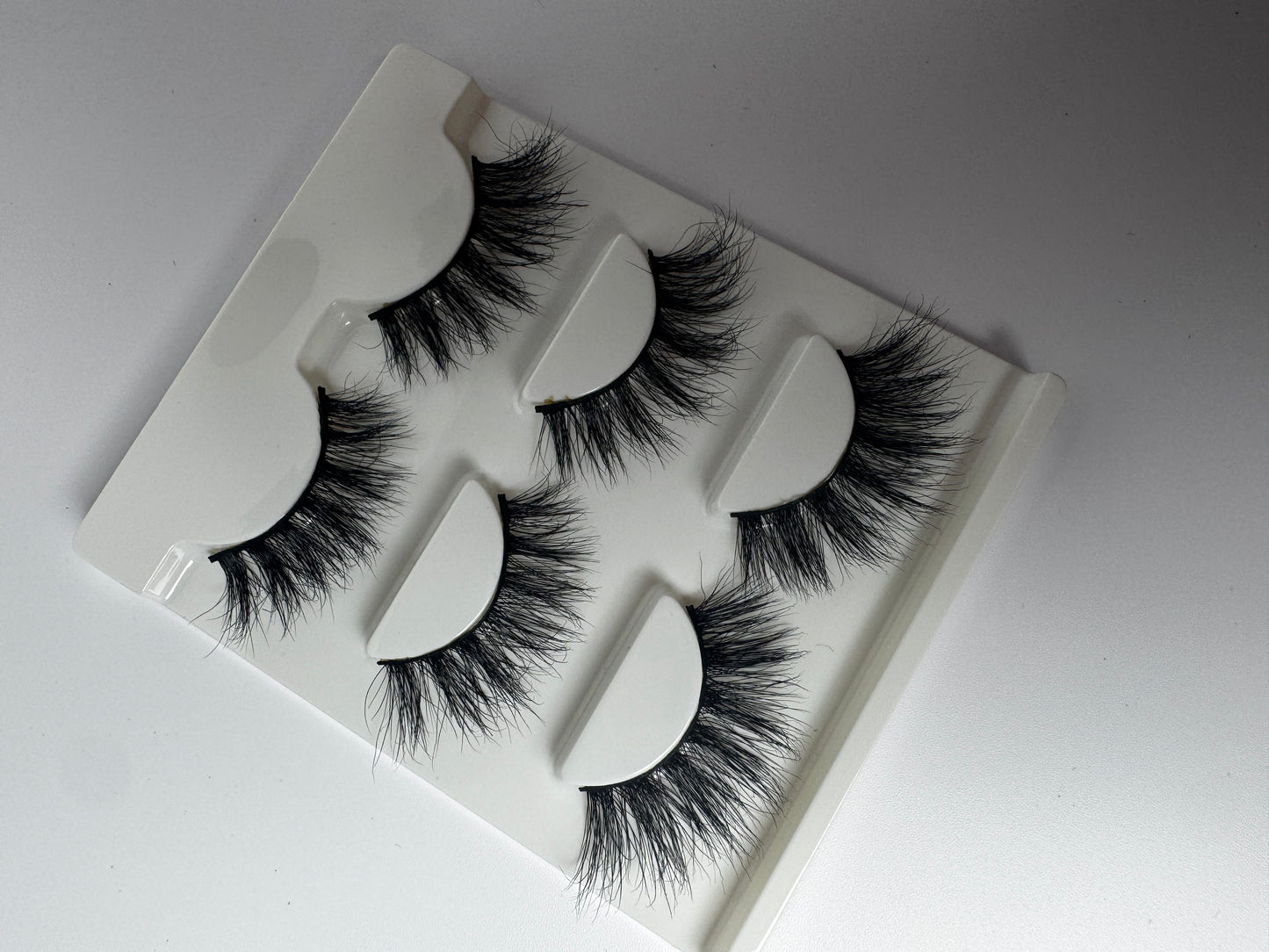 Mira Strip Eyelash Extensions