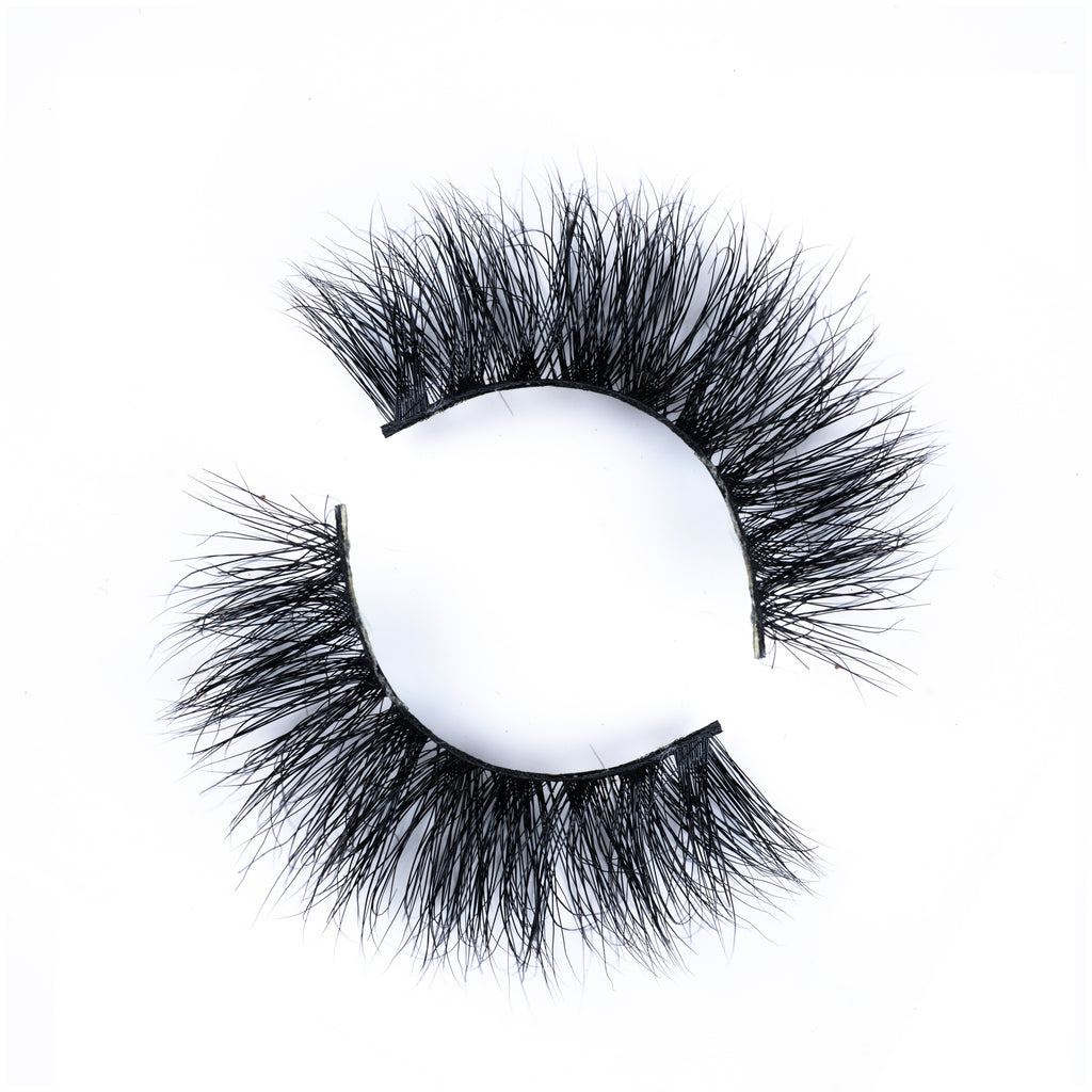 strip eyelash extensions