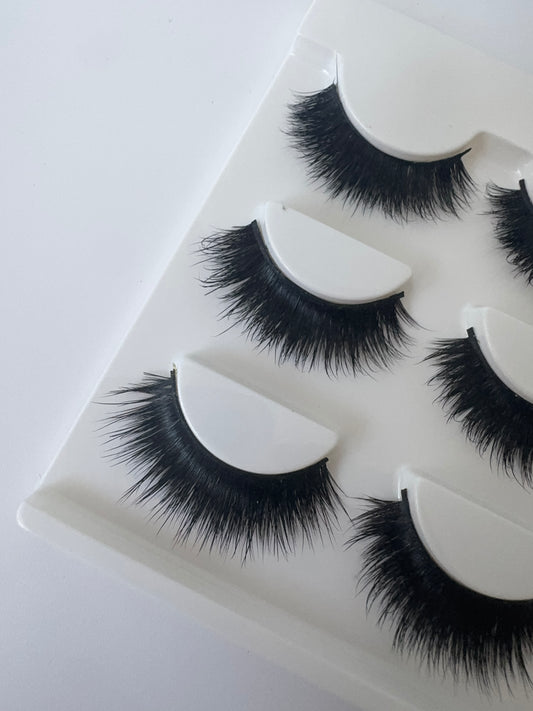 Yasmin Strip Eyelash Extensions